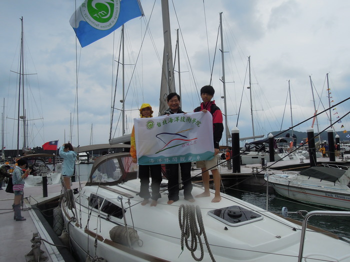 由系主任王崇武帶領參加2013 台琉國際帆船賽圖片