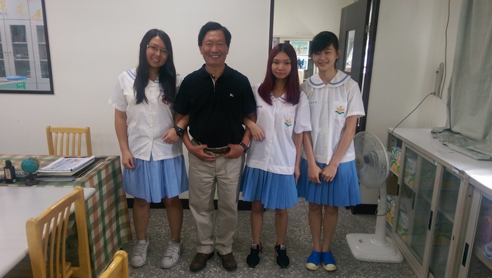 賀!海洋休閒觀光系系學會10/1辦理制服日並榮獲全校友善校園週活動獲第一名,教師節活動獲第三名圖片