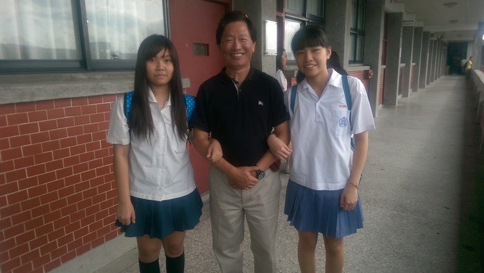 賀!海洋休閒觀光系系學會10/1辦理制服日並榮獲全校友善校園週活動獲第一名,教師節活動獲第三名圖片