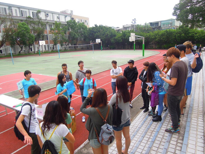 102學年度10月4日海洋休閒觀光系系學會辦理迎新活動圖片