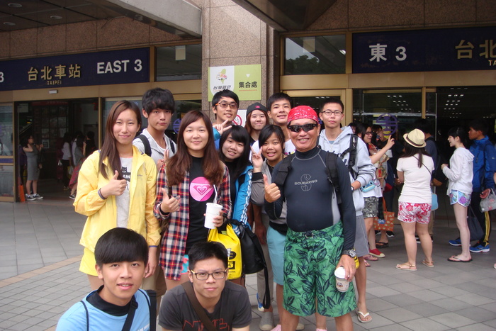 20150528海洋休閒觀光系畢業衝浪活動圖片