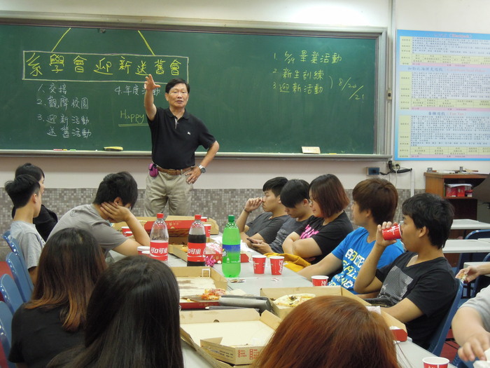 2013.06.25海觀系新舊系學會成員座談會!圖片