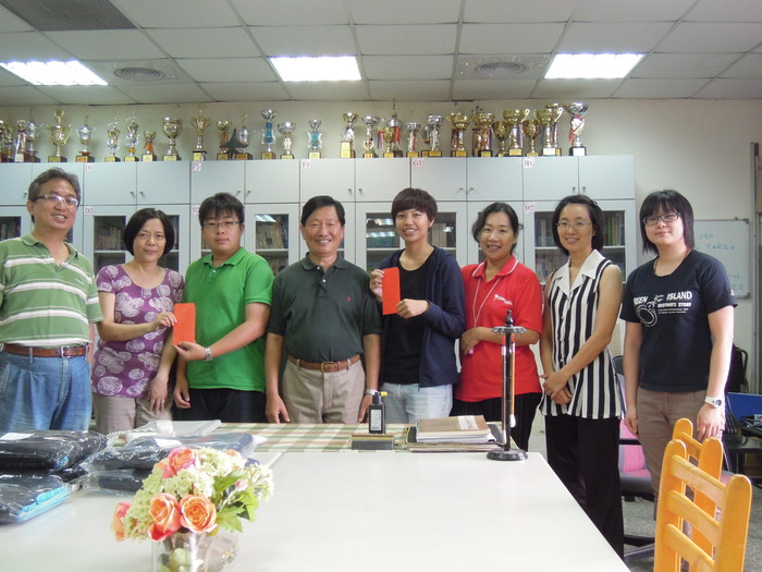 歡送本系工讀生李昕昀、李宜軒同學圖片
