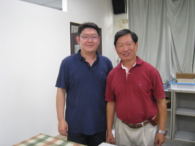 海觀系歡送即將退休的王崇武主任及江綉英老師圖片