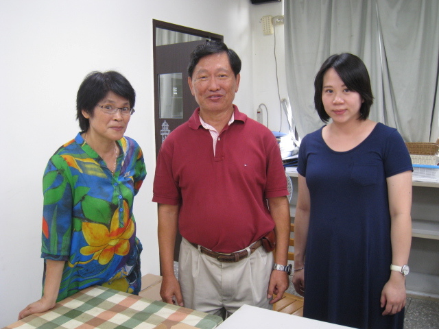 海觀系歡送即將退休的王崇武主任及江綉英老師圖片