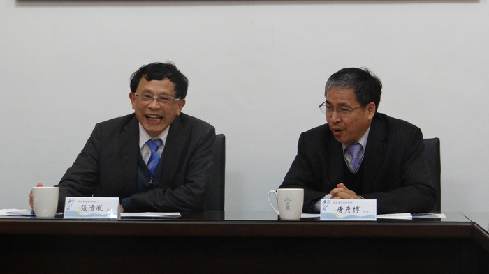 2015.02.17本校與台灣海洋大學「海洋休閒觀光職能導向課程合作協議」簽約儀式圖片