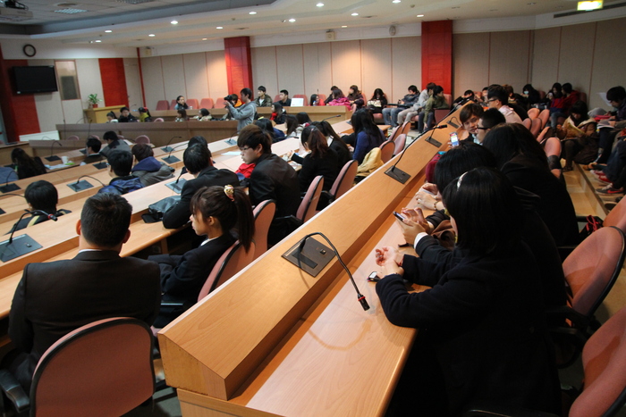 102.01.10海洋休閒觀光系於國際會議廳舉辦101學年度「畢業班專題製作成果發表會」圖片